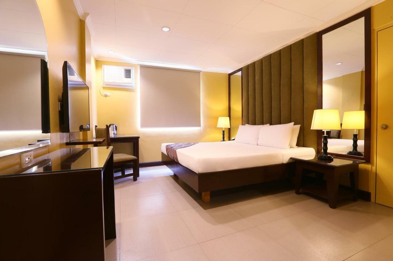 Hotel La Corona De Lipa Липа Экстерьер фото