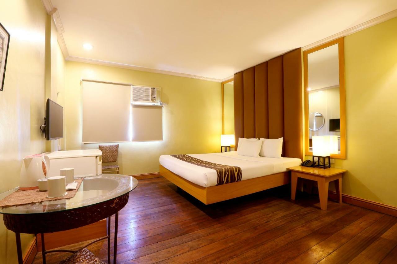 Hotel La Corona De Lipa Липа Экстерьер фото