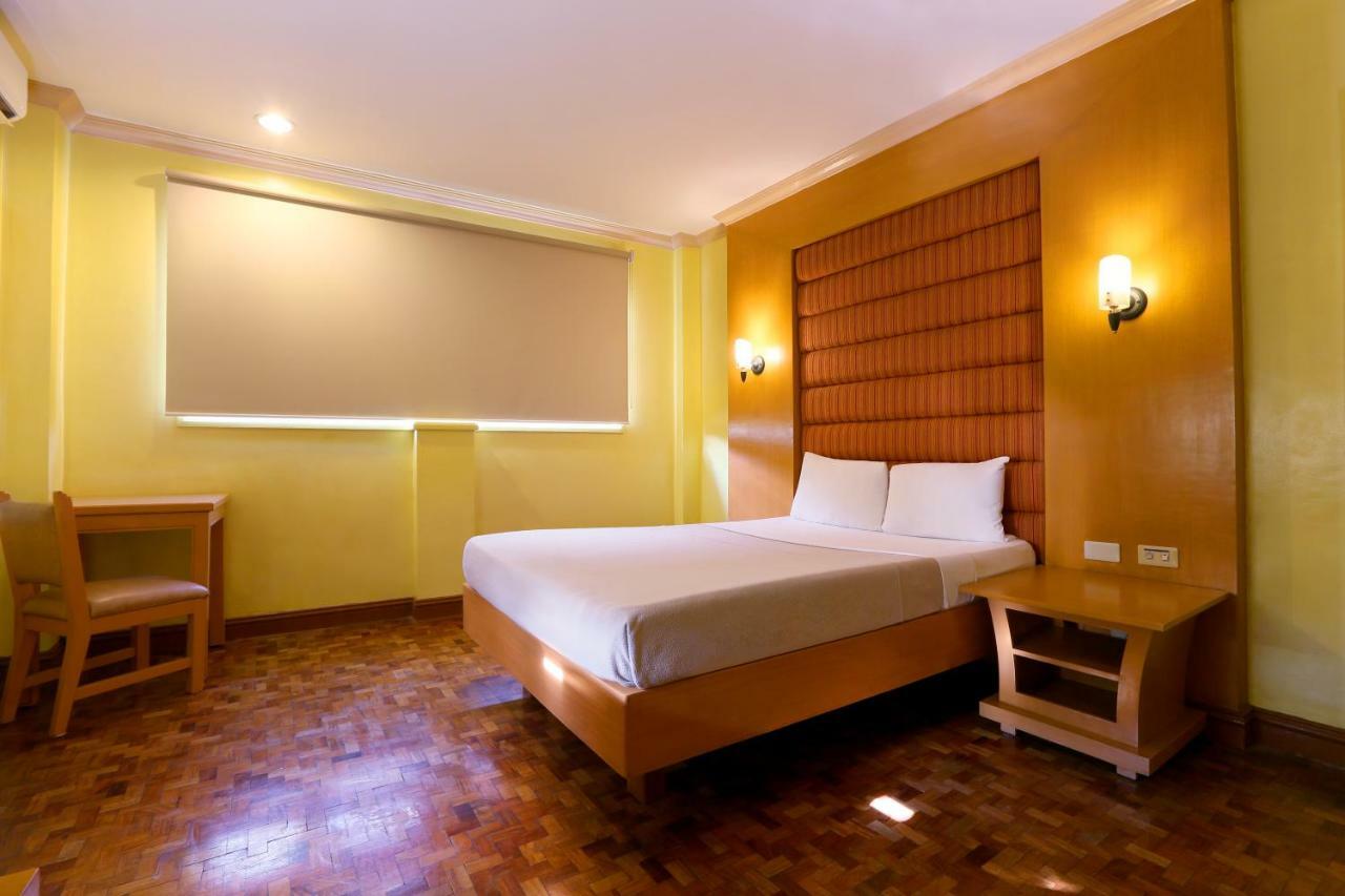 Hotel La Corona De Lipa Липа Экстерьер фото